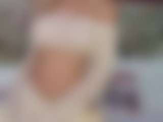 Live cam show with MishelleB - Full Nudity on crypto-cams
