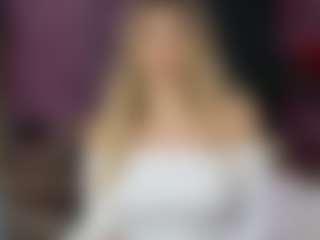 Live cam show with MishelleB - Blowjob on Camming Site