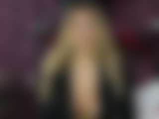 Live cam show with MishelleB - Blonde Hair on Camsoda