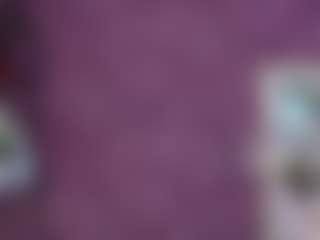 Live cam show with MishelleB - Athletic Amateur on Milfs Live
