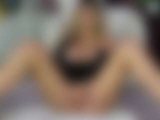 Show de câmera ao vivo com MishelleB - Amateur no Camsoda
