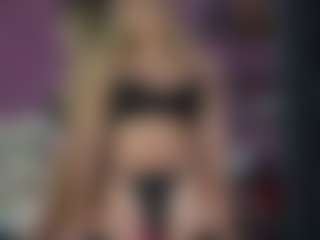 Live cam show with MishelleB - Sexy on SinfulBabes