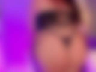 Live cam show with ScarletDavis - Green Eyes on Milfs Live