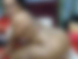 HotnCurvybabe's Live Sex Cam Show