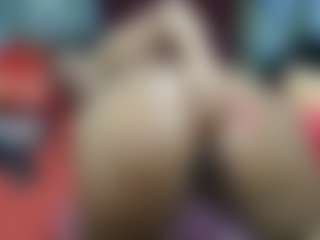 HotnCurvybabe's Live Sex Cam Show