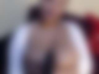 HotnCurvybabe's Live Sex Cam Show