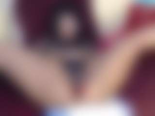 Hotncurvybabe