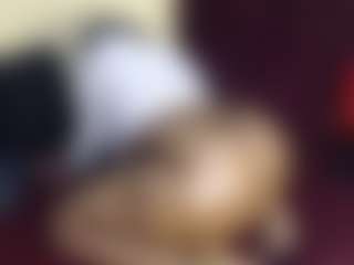 HotnCurvybabe's Live Sex Cam Show