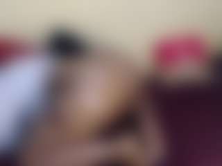 HotnCurvybabe's Live Sex Cam Show