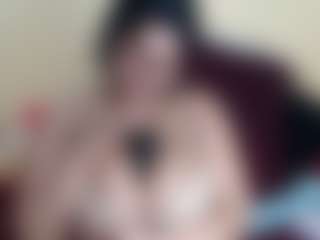 HotnCurvybabe's Live Sex Cam Show