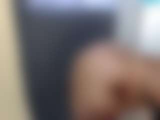 HotnCurvybabe's Live Sex Cam Show