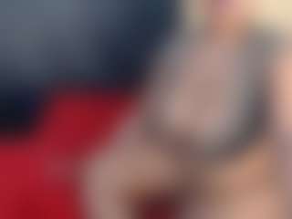 Live cam show with HotnCurvybabe - Tease Ebony on CamwithHer | south africa