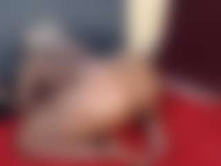 HotnCurvybabe's Live Sex Cam Show