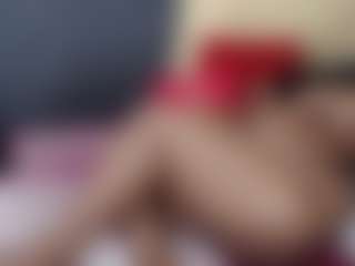 HotnCurvybabe's Live Sex Cam Show
