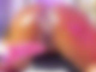 Live cam show with Agatha Blade - BBW on hrnylive.com