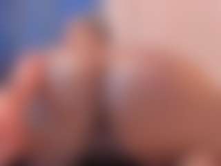 Show di cam dal vivo con Agatha Blade - Average su Camsoda