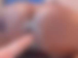 Live cam show with Agatha Blade - Amateur on Camming Site