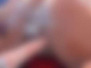Live cam show with Agatha Blade - Strip Black on AdultVida.com