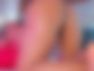 Live cam show with Agatha Blade - Squirt on livesexfox.com