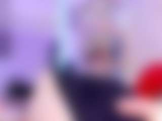 Live cam show with Agatha Blade - Facial on Latina Girls