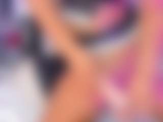 Live cam show with Agatha Blade - Average on Strip Flash - Live Sex Shows