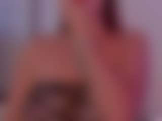 Live cam show with BRIANNA - HD MILF on Gym Cam Girls