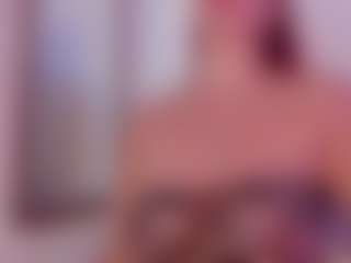 Live cam show with BRIANNA - Anal MILF on Soda Cam