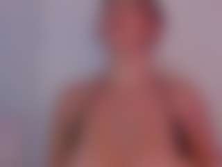 Live cam show with BRIANNA - Amateur on CamClone