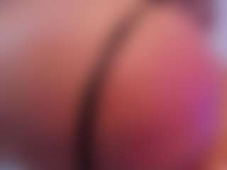 Live cam show with BRIANNA - Blowjob on camtv