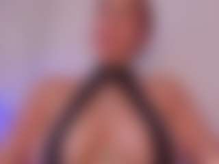 BRIANNA's Live Sex Cam Show