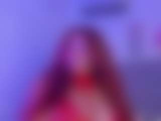 BRIANNA MILF webcam performer live streaming