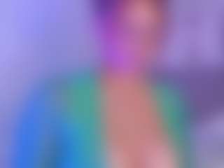BRIANNA MILF webcam performer live streaming