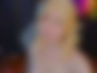 Live cam show with Zelda11 - College on Camsoda