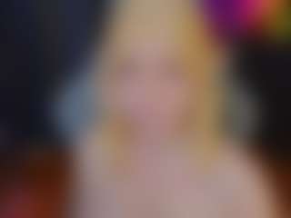 Live cam show with Zelda11 - College on Camsoda