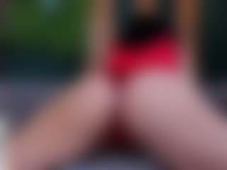SolaZolaa's Live Sex Cam Show