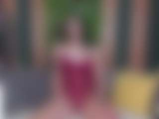 Live cam show with SolaZolaa - Normal on CamClone