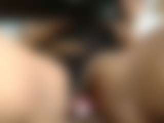 Thickassophiasquirts's Live Sex Cam Show