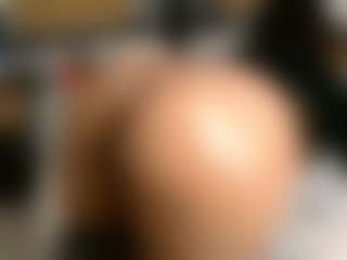 Live cam show with Thickassophiasquirts - Ebony Amateur on Camsoda