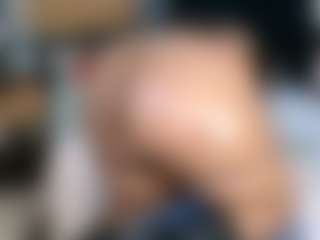 Thickassophiasquirts's Live Sex Cam Show
