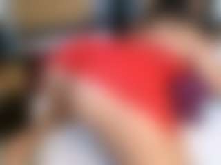 Thickassophiasquirts's Live Sex Cam Show