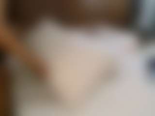 Thickassophiasquirts's Live Sex Cam Show