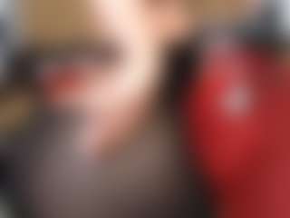 Thickassophiasquirts's Live Sex Cam Show