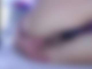 Live cam show with SWEETPUSSY - Middle Aged on Camsoda