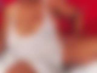 Live cam show with Wonderful Diana - Middle Aged on Mixed Magazine Live