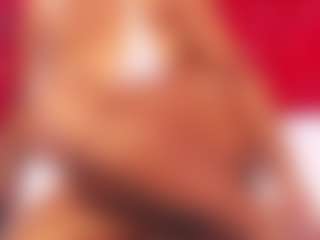Live cam show with Wonderful Diana - Black MILF on friskycurves.com