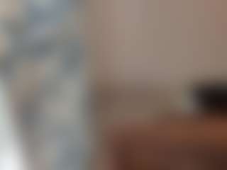18perfecttits's Live Sex Cam Show