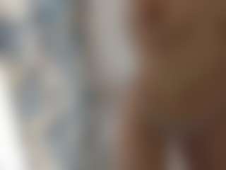 18perfecttits's Live Sex Cam Show