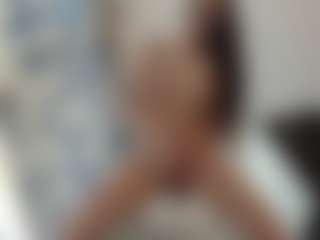 18perfecttits's Live Sex Cam Show