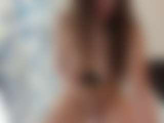 18perfecttits's Live Sex Cam Show