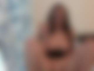 18perfecttits's Live Sex Cam Show